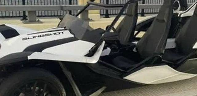 4-Seater Slingshot Rental - Daily