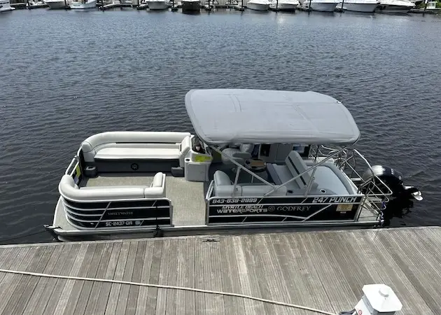 Pontoon Tritoon Boat Rental